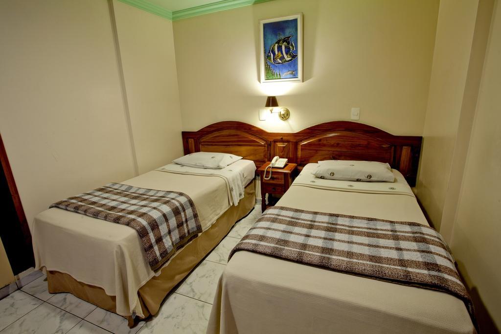 Hotel Krystal 3*